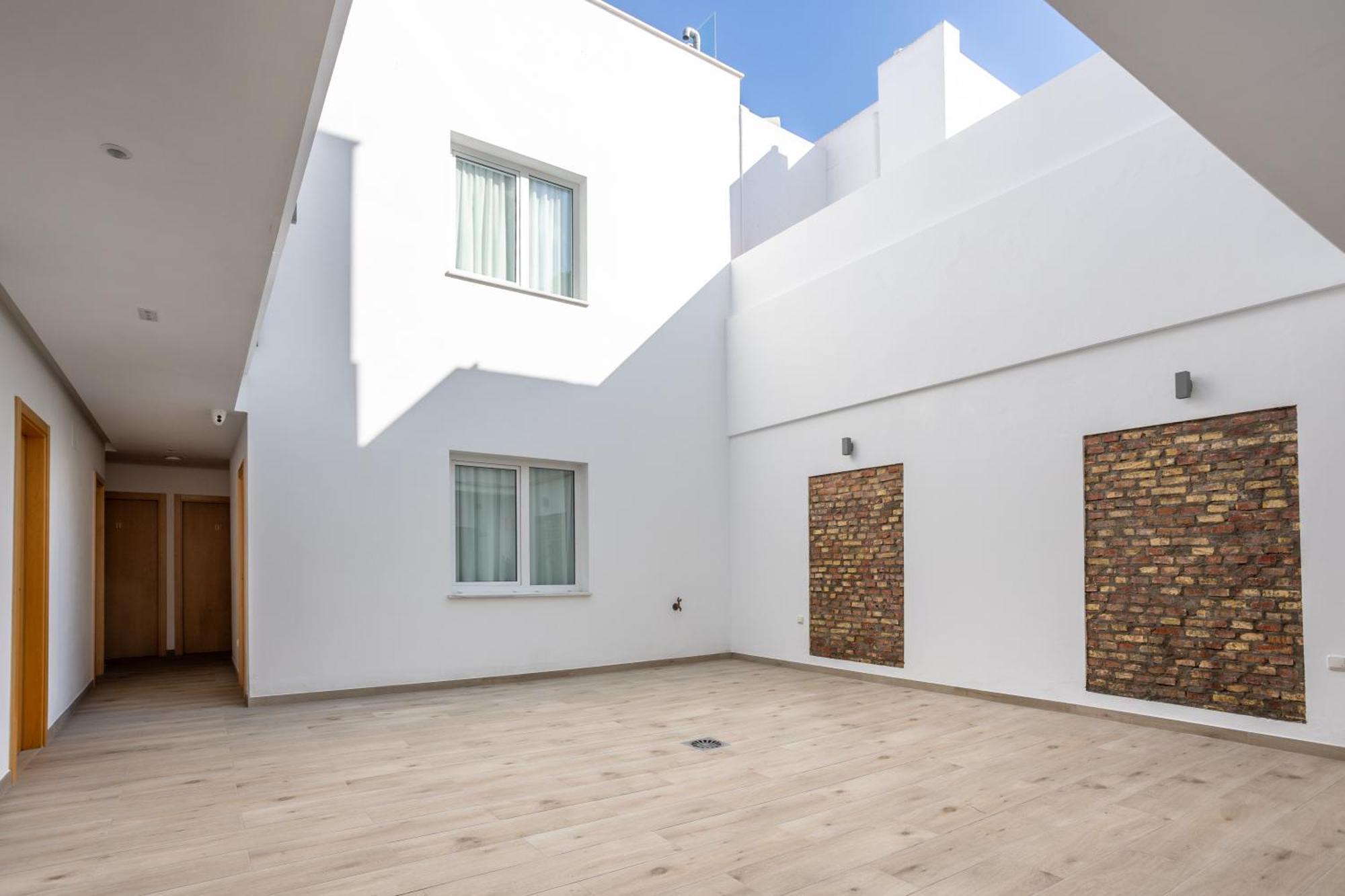 Hotel Oasis Centro Conil De La Frontera Exterior photo
